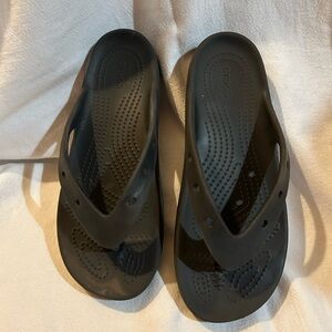 Black Crocs Flip Flops Classic Platform W 7